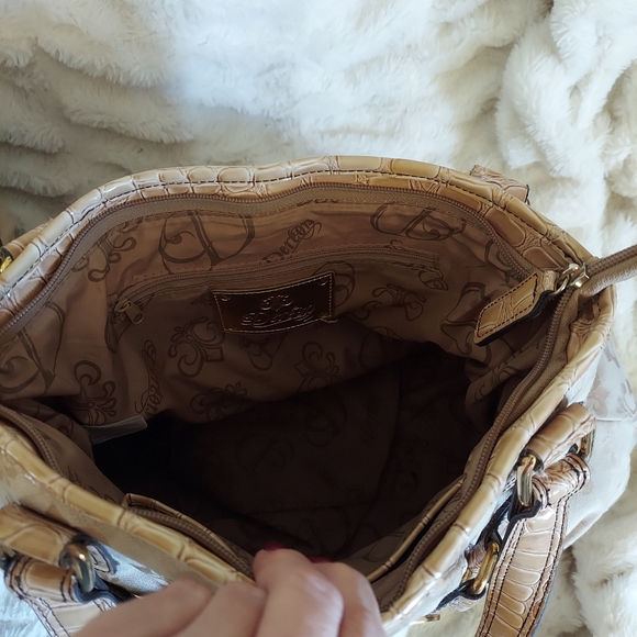 Dereon Ladies HoBo 💥 - Picture 6 of 6